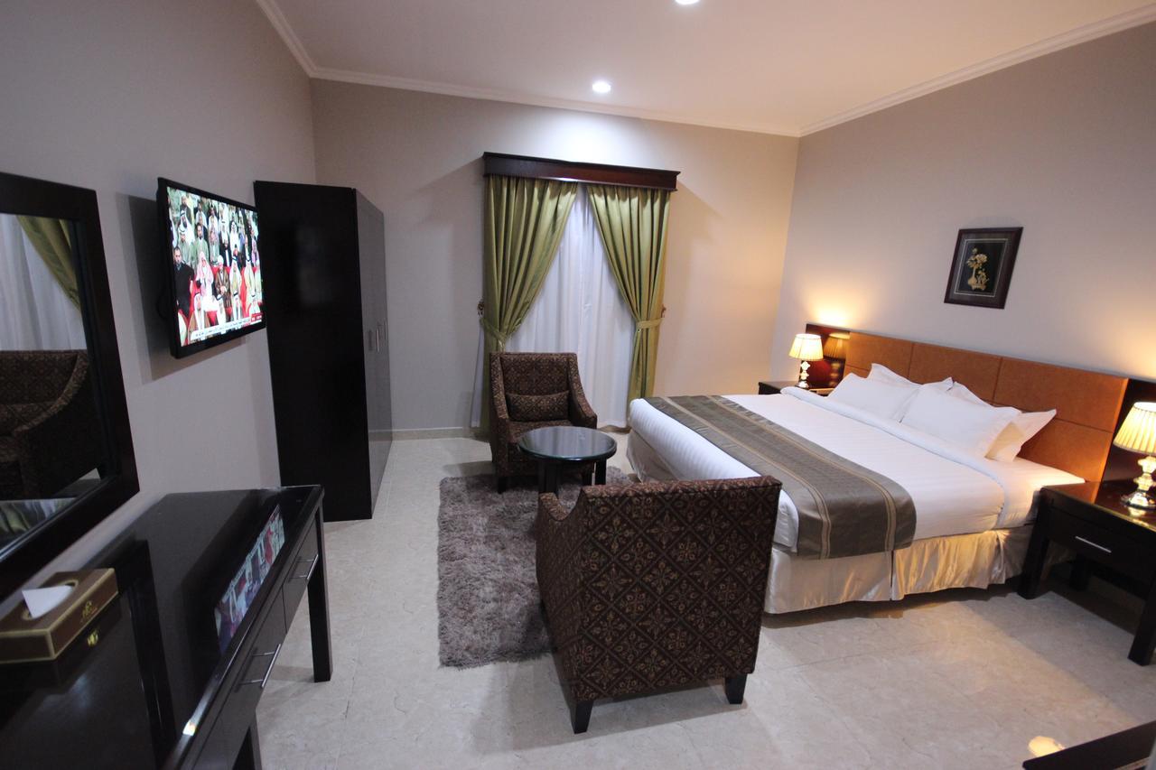 วัน ทู วัน แกรนด์ มาร์เบีย Aparthotel อัลโคห์บาร์ ภายนอก รูปภาพ